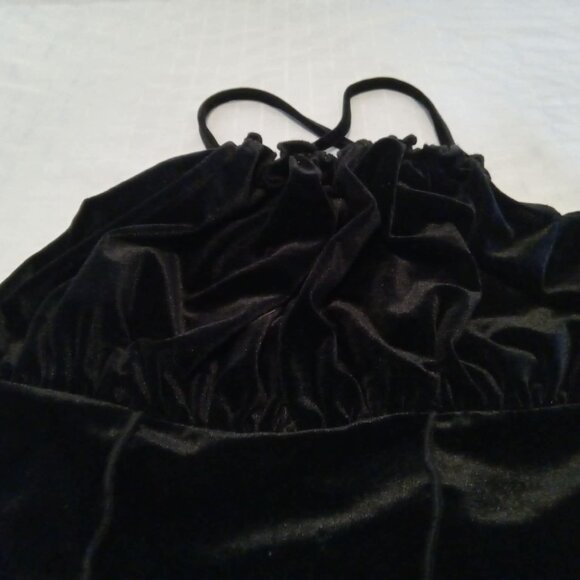 Pretty little top redesigned in stretchy black velvet / difficult to capture - Picture 2 of 6